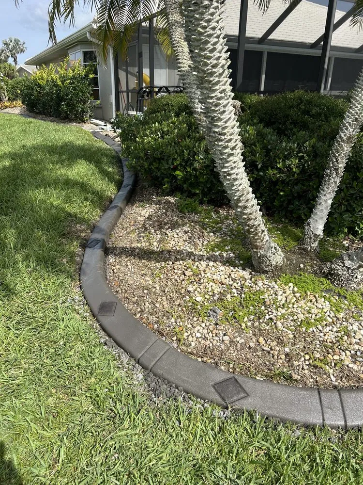 Expert outdoor landscaping near you in North Port, FL by Curbwyzer