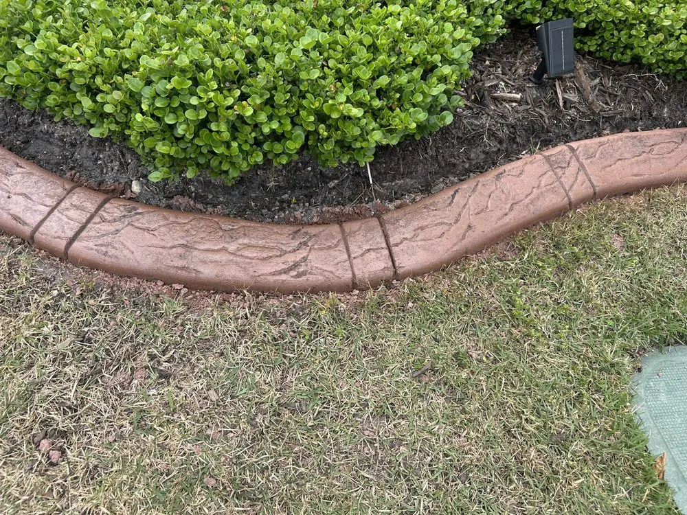 Local residential landscaping experts serving North Port, FL - Curbwyzer