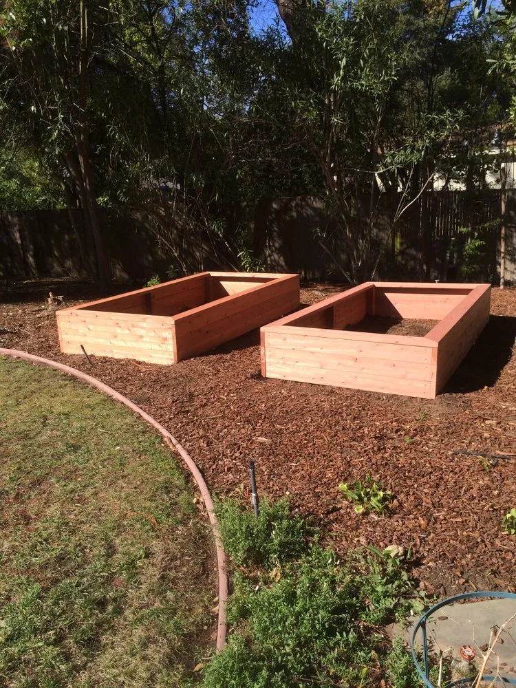 Custom lawn care service experts serving Redwood City, CA - Curincita's Gardening