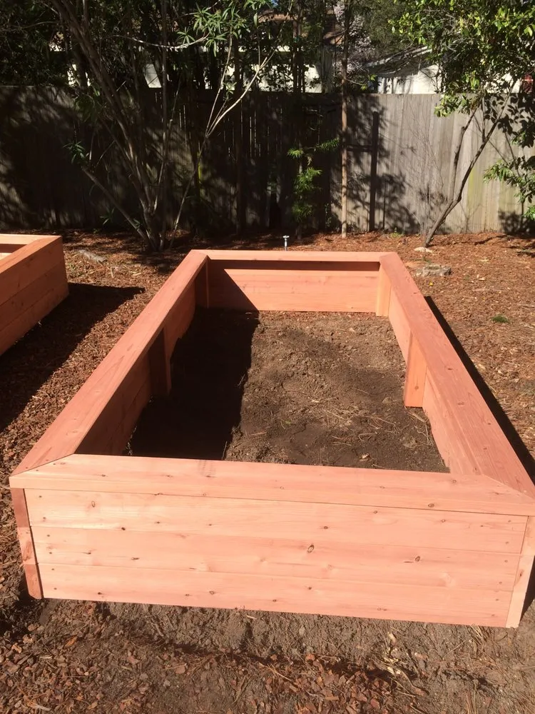 Local outdoor landscaping in Redwood City, CA by Curincita's Gardening