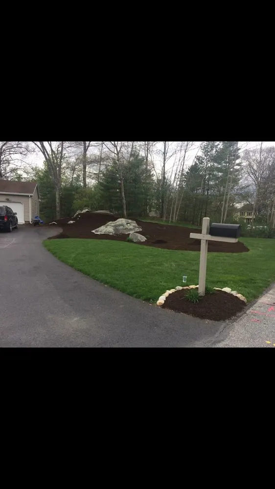 Top-rated garden landscaping for beautiful yards in Andover, MA by Currivan Green