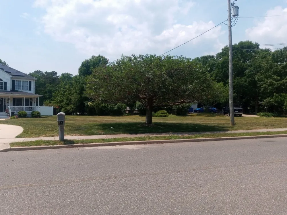 Affordable garden landscaping experts serving Barnegat, NJ - Curtis Bivins Pro Services