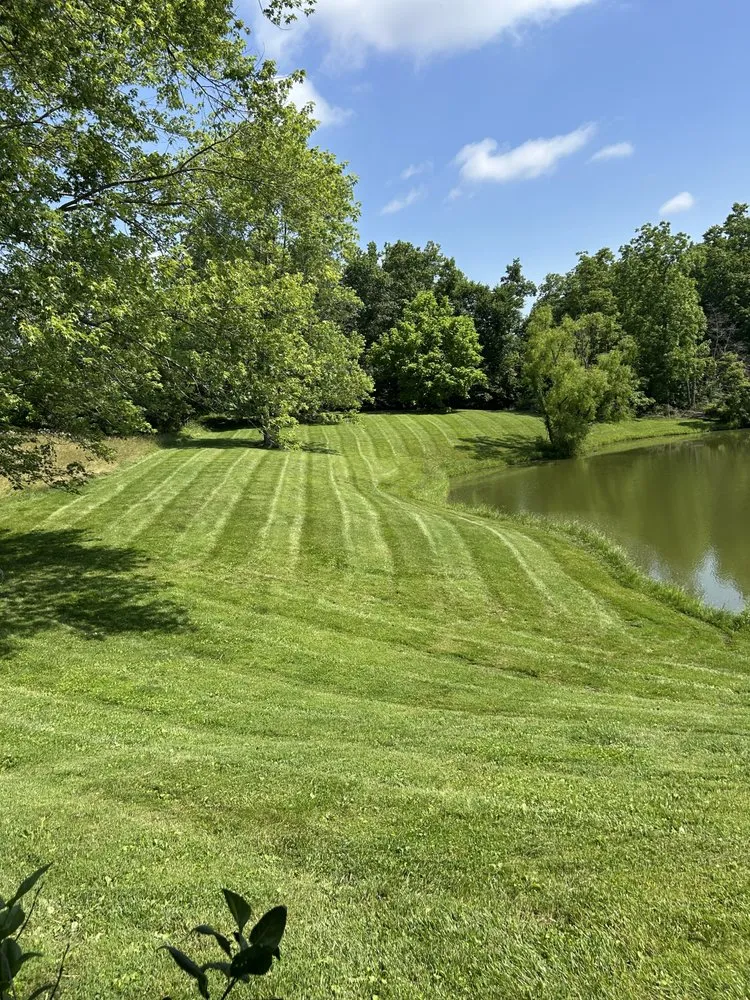 Top-rated landscape design experts serving Martinsville, IN - Curtis Cuts Lawn Care