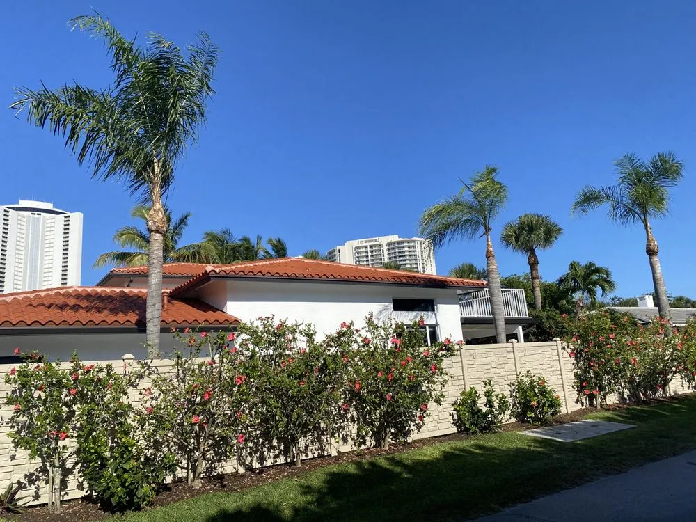 Custom garden landscaping in West Palm Beach, FL - Curtis Landscaping & Tree Service