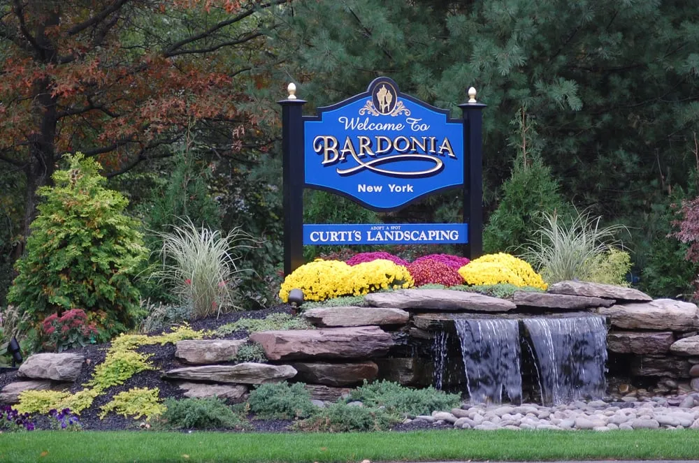 Custom yard maintenance in Valley Cottage, NY by Curti's Landscaping, Inc