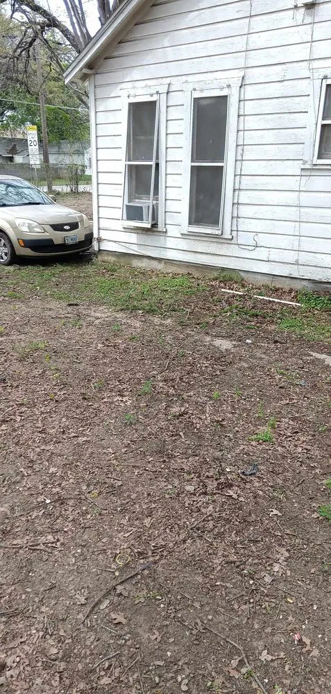 Top-rated lawn care service experts serving Cleburne, TX - Curtis Lawn Care