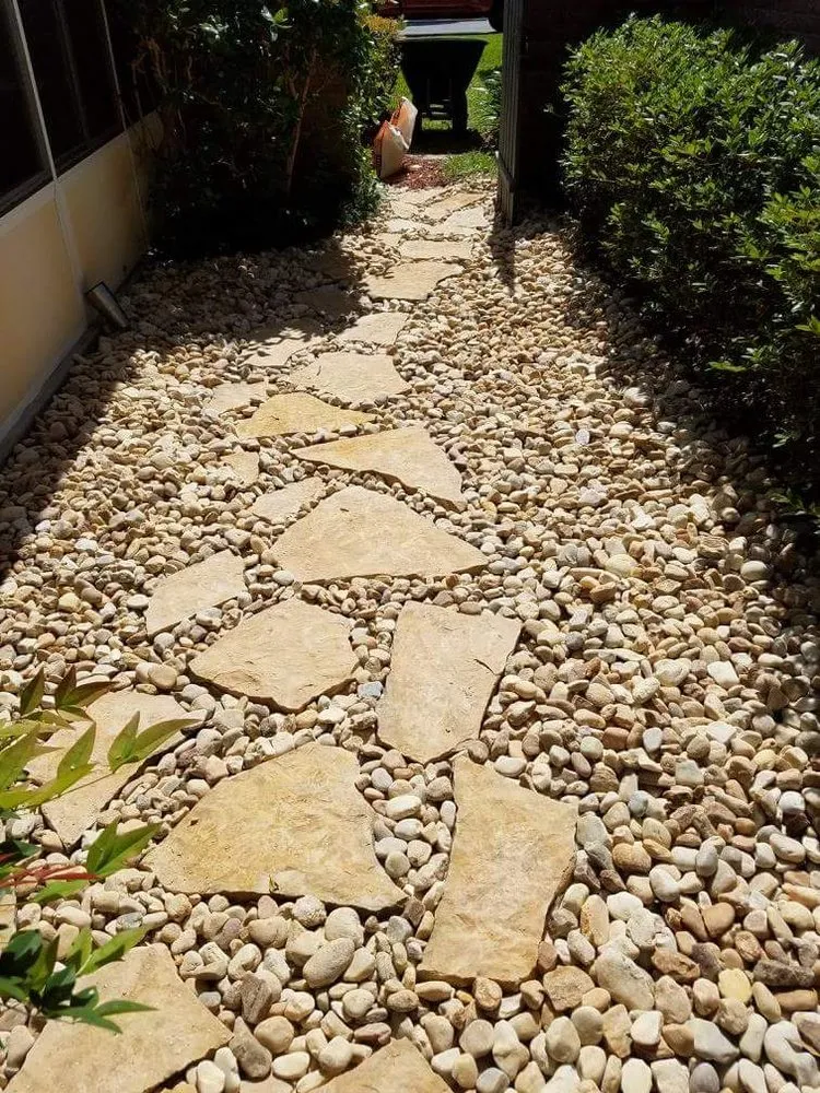 Top-rated landscaping services in Lake City, FL - Custom Acres Lawn Services