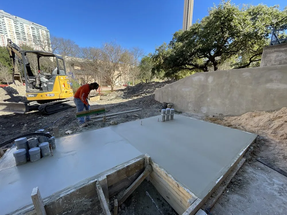 Custom garden landscaping in San Antonio, TX by Custom Backyard Builders