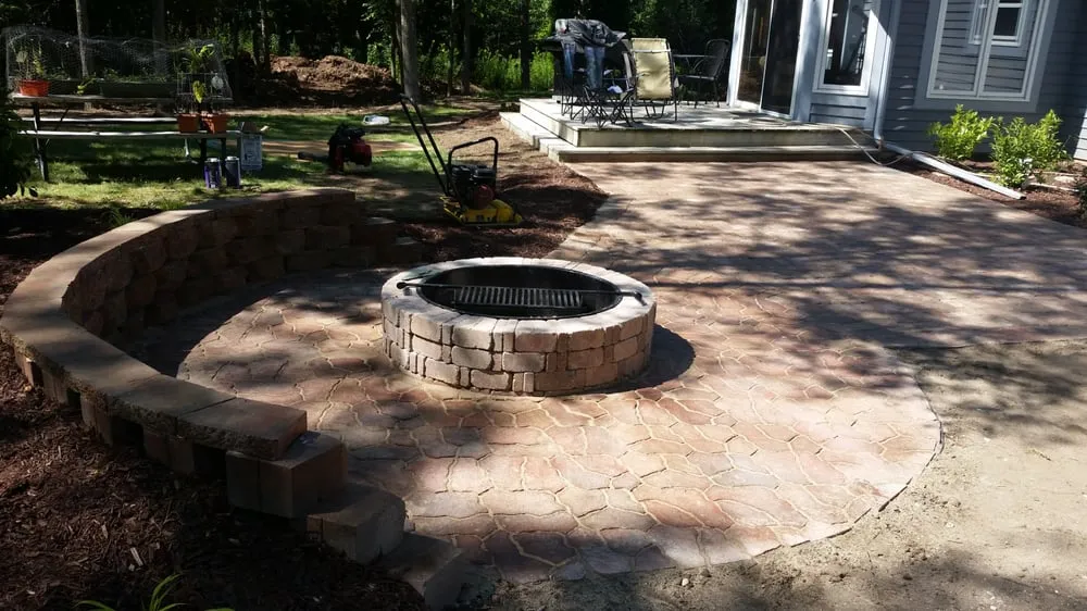 Reliable yard cleanup service in Milwaukee, WI - Custom Care Lawns