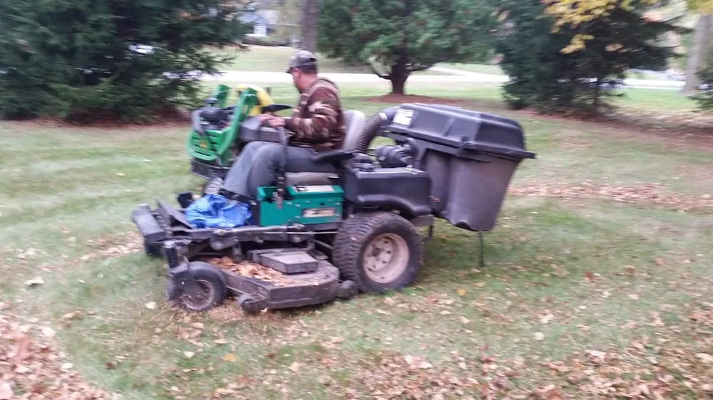 Top-rated yard maintenance experts serving Milwaukee, WI - Custom Care Lawns