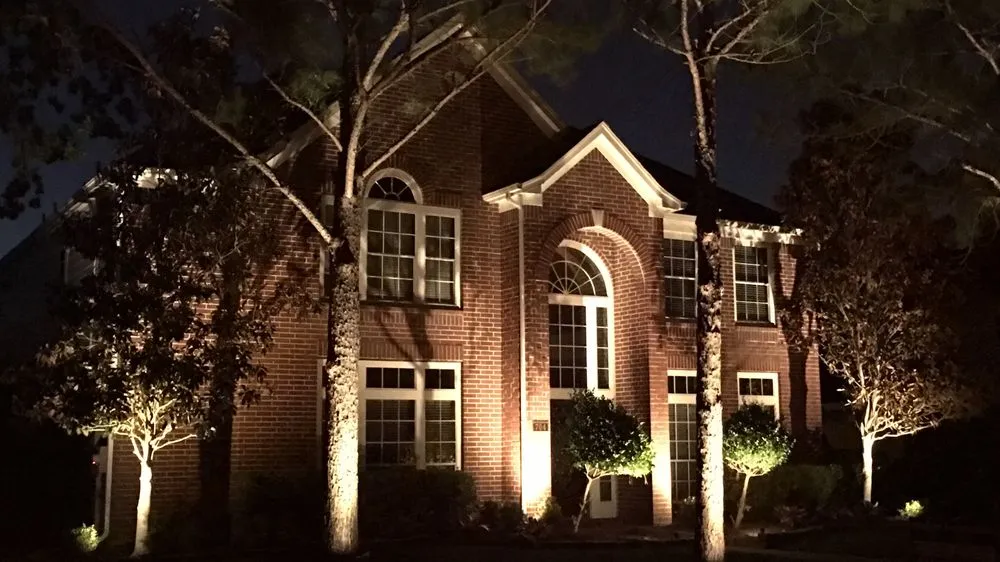 Reliable landscape installation for year-round maintenance in League City, TX by Custom Courtyards Design and Landscaping