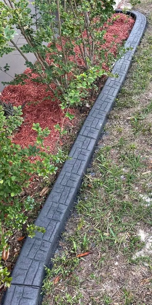 Reliable lawn mowing service in Dunnellon, FL - Custom Creations Curbing & Landscaping