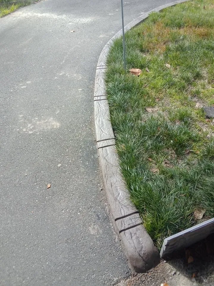 Affordable residential landscaping in Dunnellon, FL - Custom Creations Curbing & Landscaping