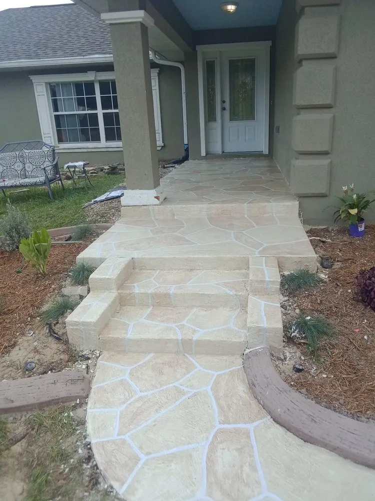 Local lawn care service in Dunnellon, FL - Custom Creations Curbing & Landscaping