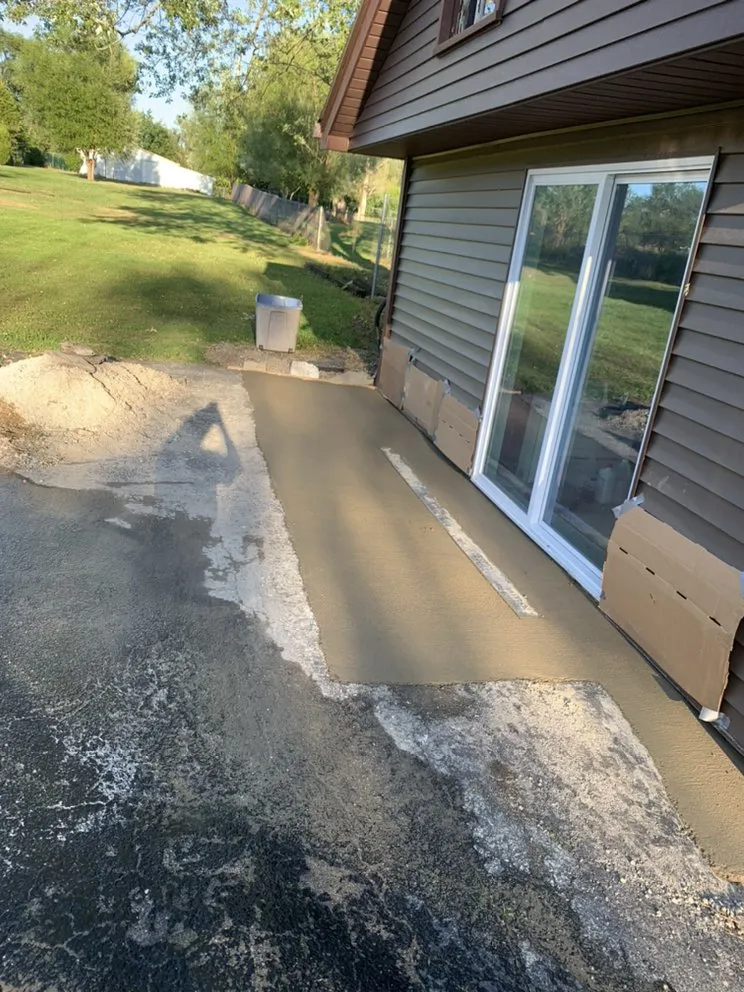 Top-rated landscape installation for beautiful yards in Crown point, MI by Custom Creeks