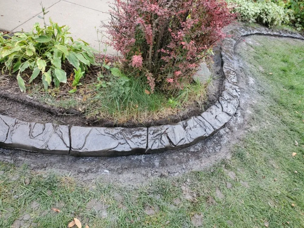 Affordable yard cleanup service in Rosemount, MN - Custom Curb Appeal