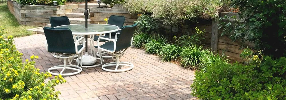 Expert lawn mowing service experts serving Elgin, IL - Custom Dreams Landscape And Brick