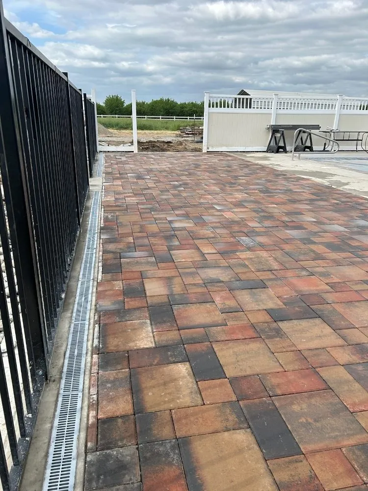 Local yard maintenance in Patterson, CA by Custom Edge Landscape Construction