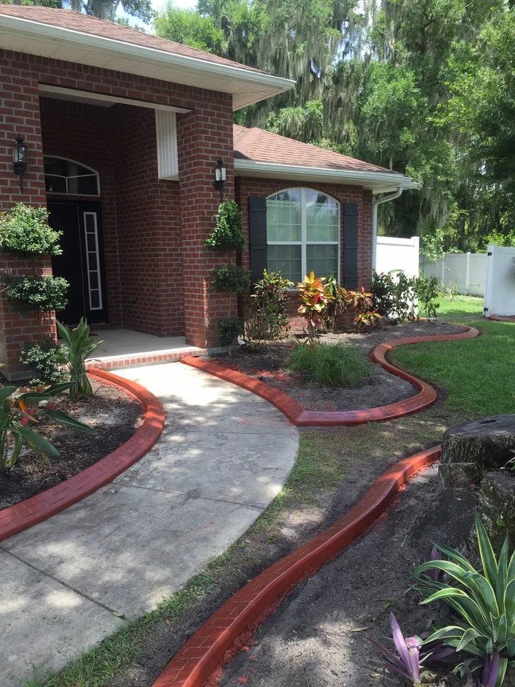 Trusted residential landscaping experts serving Haines City, FL - Custom Edge Landscape Curbing