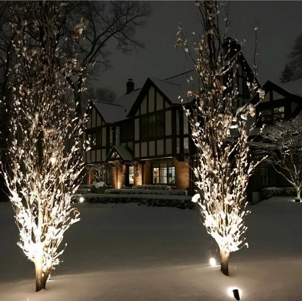 Affordable outdoor landscaping experts serving Livonia, MI - Custom Environments Landscape and Design