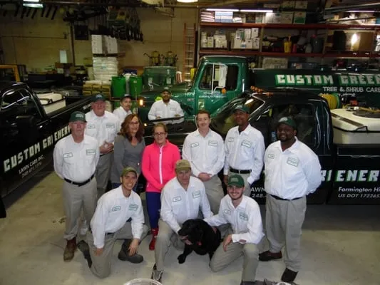 Custom Greenery Lawn Care Logo