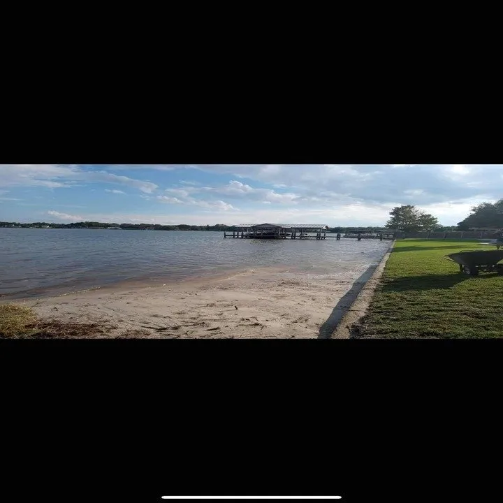 Affordable yard maintenance for beautiful yards in Daytona Beach, FL by Custom Lakefronts and Tree Care