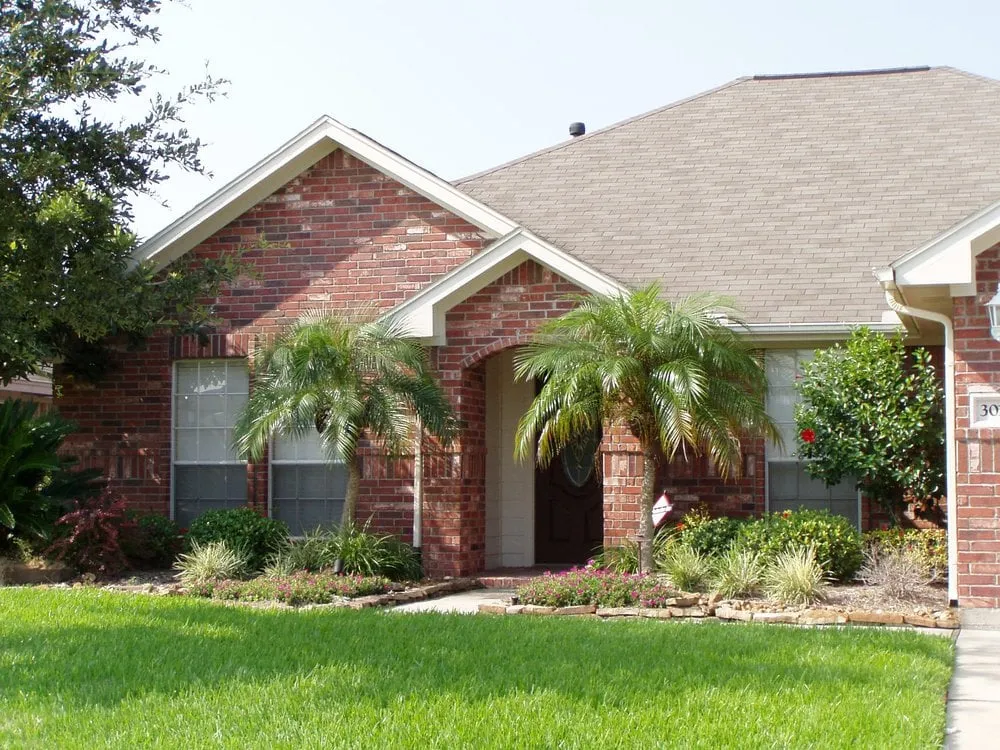 Top-rated landscape design for residential properties across Sugar Land, TX - Custom Landscape and Irrigation