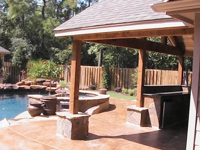 Expert yard cleanup service in Sugar Land, TX by Custom Landscape and Irrigation