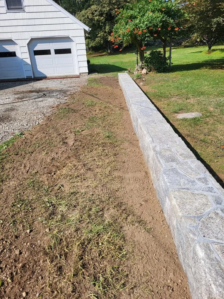 Affordable garden landscaping in Brookfield, CT by Custom Landscape Construction