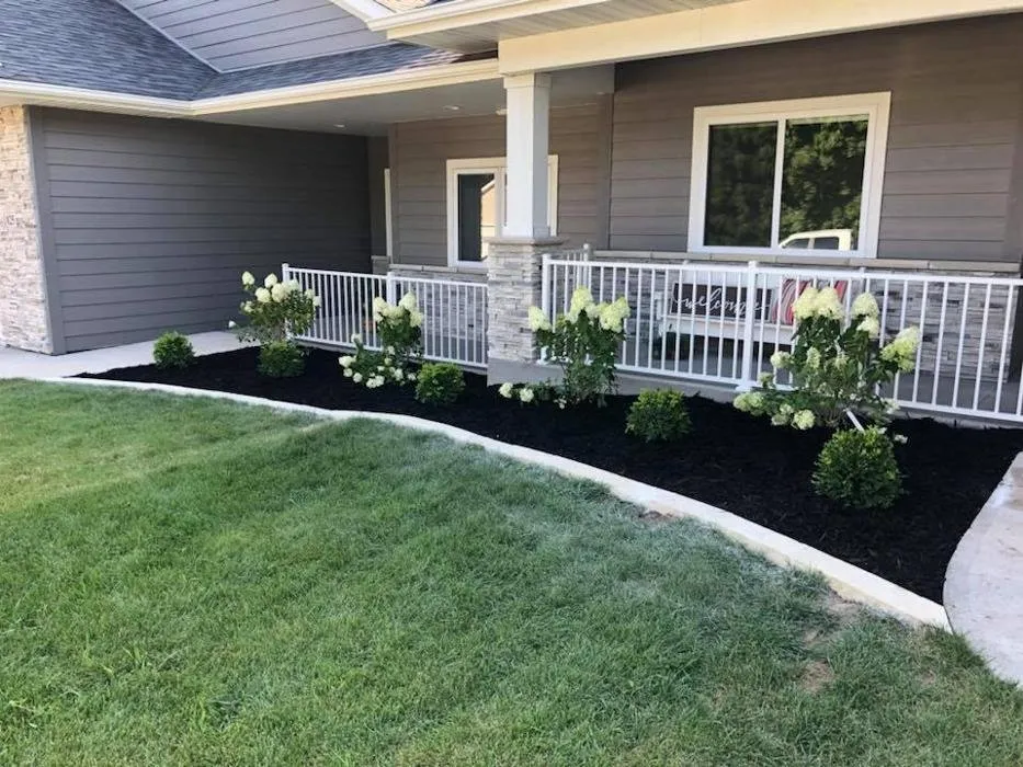 Trusted yard maintenance experts serving North Liberty, IA - Custom Landscapes