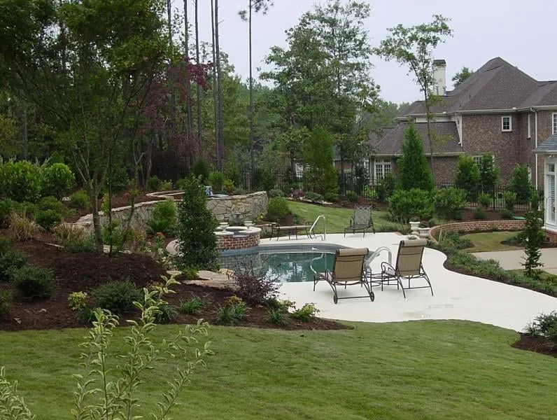 Trusted yard cleanup service experts serving Greenviile, SC - Custom Landscaping and Design Inc.