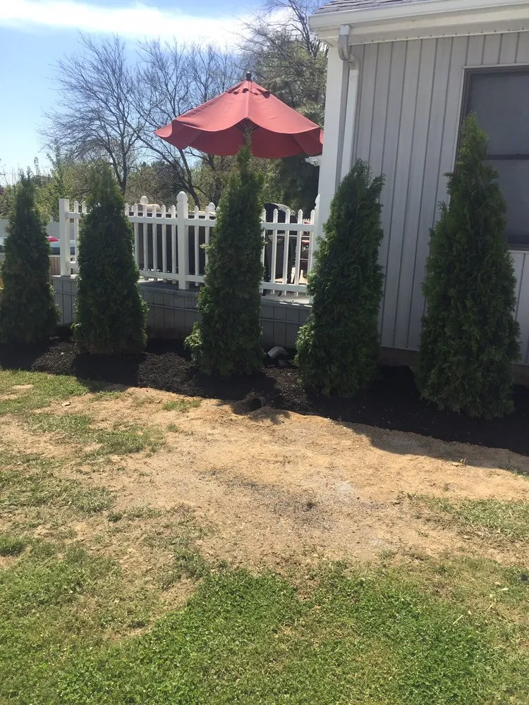 Expert lawn mowing service experts serving Monroe Township, NJ - Custom Landscaping and Lawncare