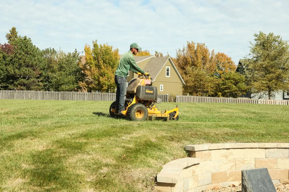 Custom outdoor landscaping experts serving Olathe, KS - Custom Lawn & Landscape