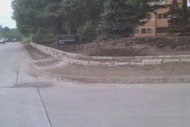 Top-rated yard cleanup service in Cedar Rapids, IA by Custom Lawn & Landscaping