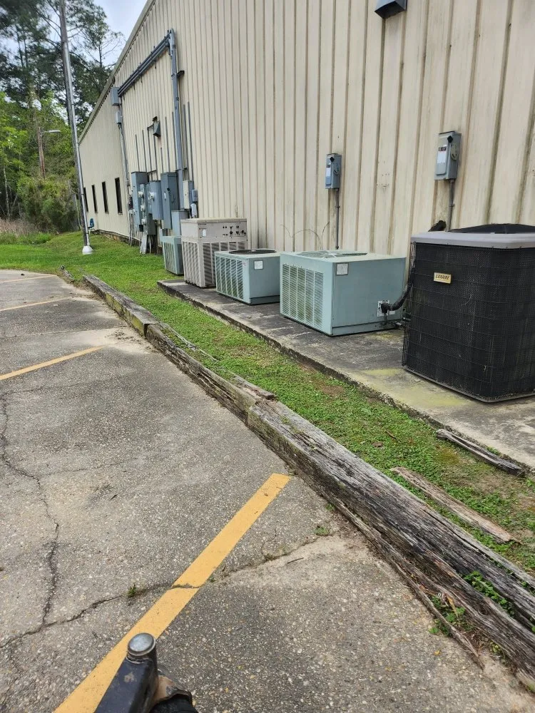 Expert landscaping services with custom design across Mandeville, LA - Custom Lawncare ByJohn