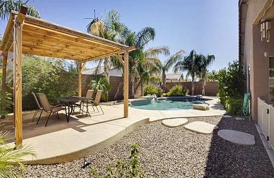 Top-rated landscaping services for homes in Phoenix, AZ by Custom Lawns