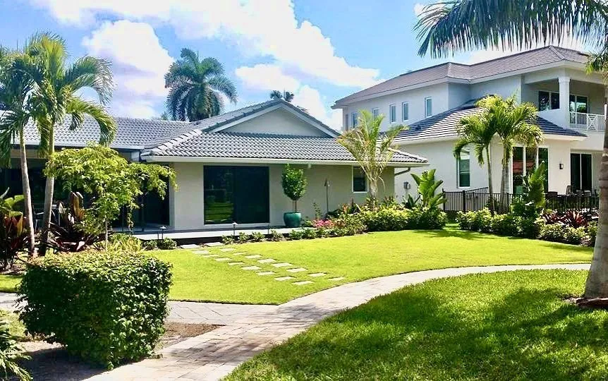 Professional landscaping services experts serving Naples, FL - Custom Outdoor Creations of SWFL