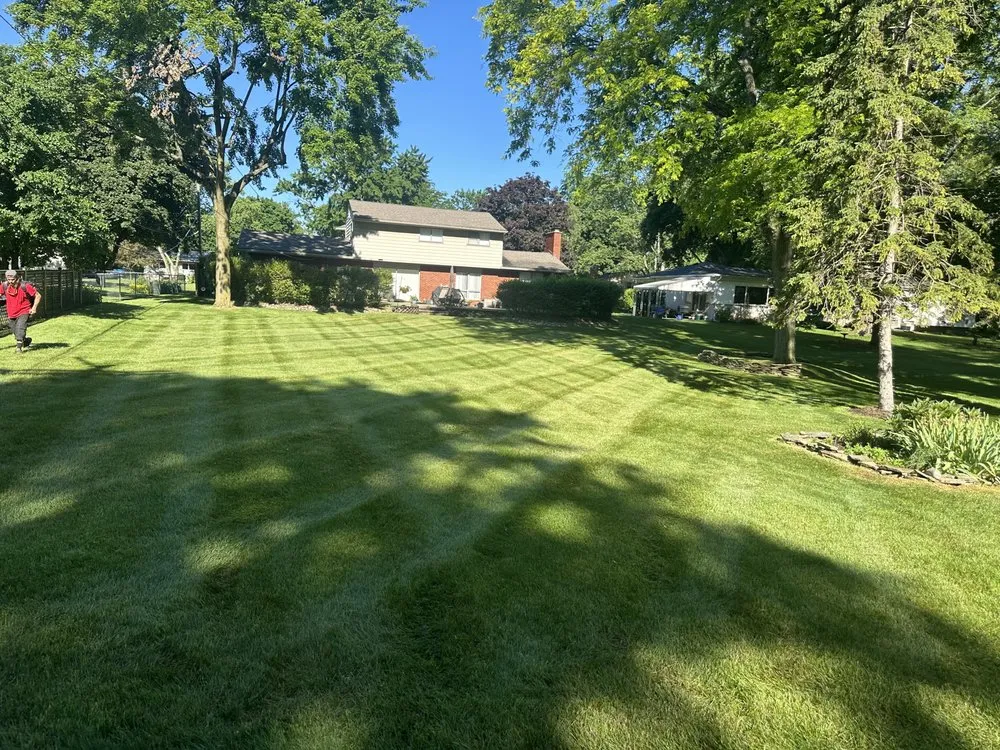 Custom lawn mowing service experts serving Burton, MI - Custom Outdoor services
