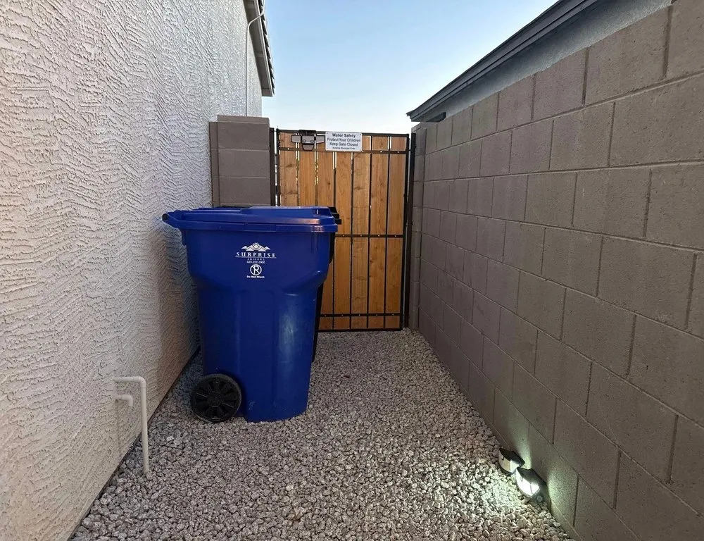 Reliable lawn mowing service experts serving Glendale, AZ - Custom Outlooks