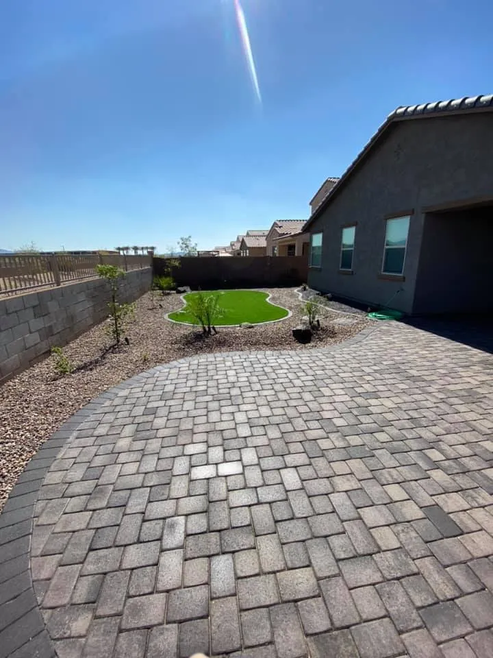 Affordable residential landscaping for year-round maintenance across Glendale, AZ - Custom Outlooks