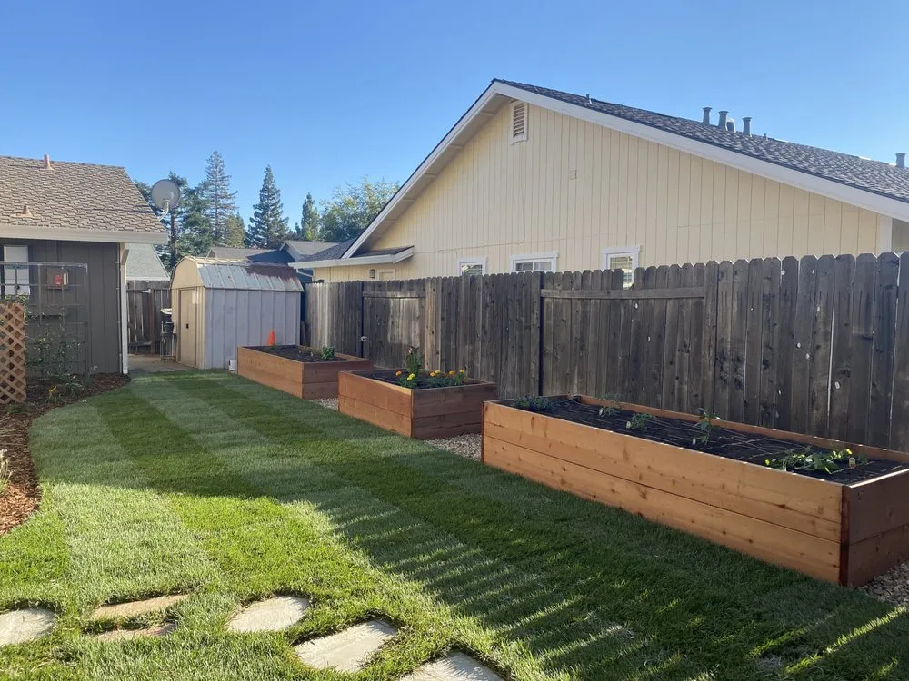 Affordable garden landscaping experts serving Folsom, CA - Custom Plantings
