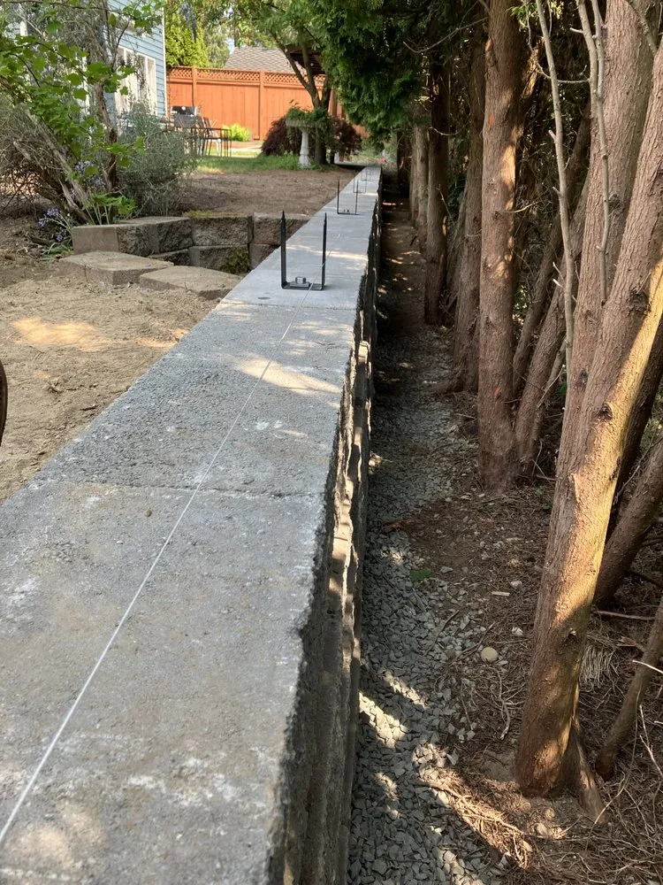 Reliable yard maintenance for homes in Snohomish, WA by Custom Scapes