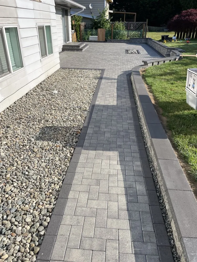 Reliable landscape installation for homes across Snohomish, WA - Custom Scapes