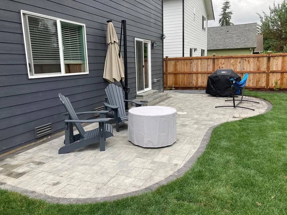 Local yard cleanup service near you across Snohomish, WA - Custom Scapes