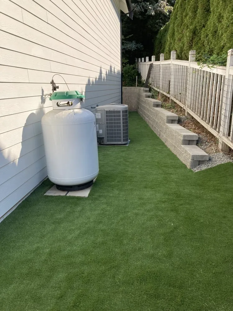 Custom landscape installation in Snohomish, WA by Custom Scapes