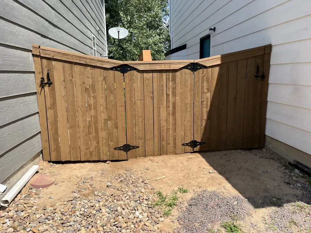 Top-rated yard cleanup service experts serving Thornton, CO - Custom Spaces