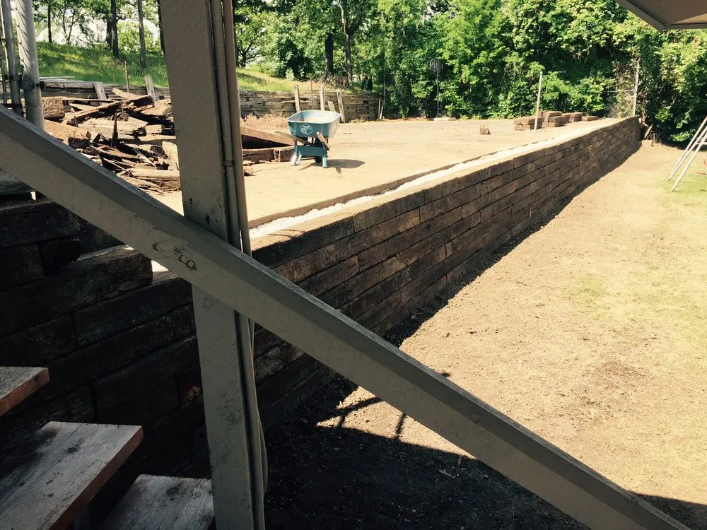 Local outdoor landscaping experts serving Broken Arrow, OK - Custom Tree Care & Landscaping