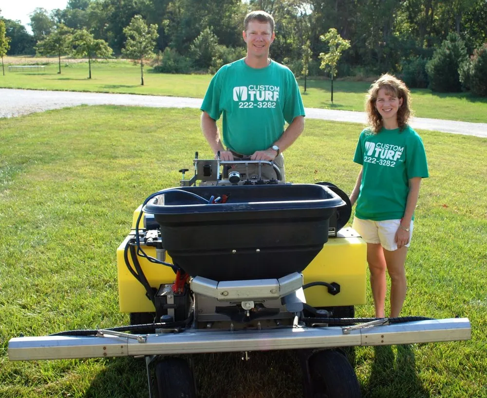 Local outdoor landscaping in Quincy, IL - Custom Turf