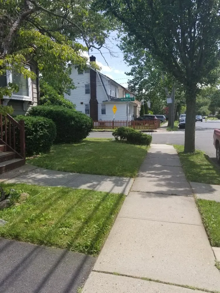 Custom landscape design near you in Elizabeth, NJ by Customer First Lawn Service