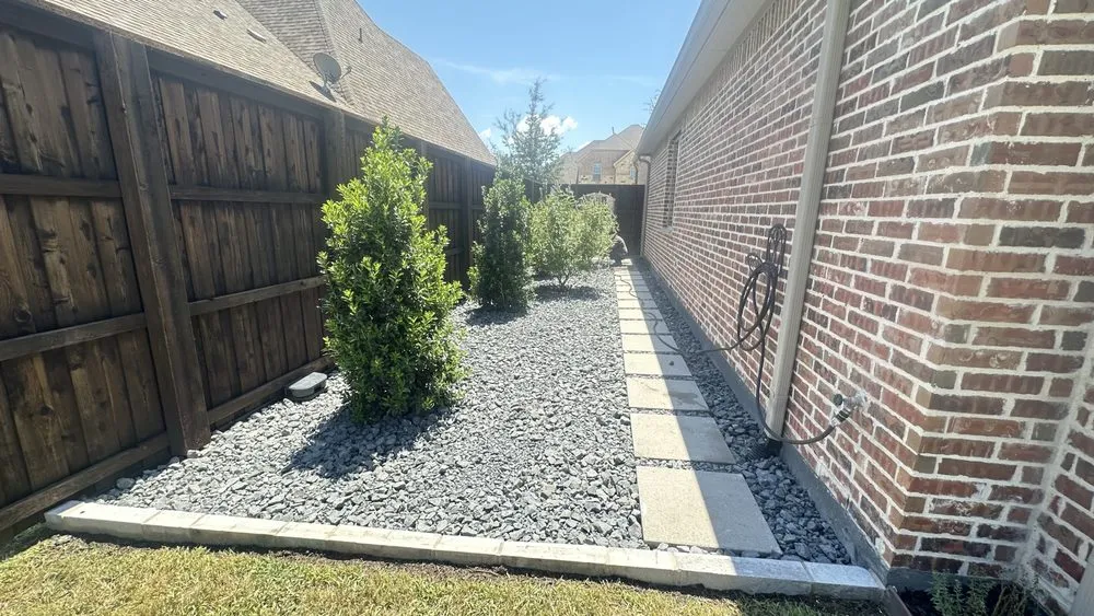 Expert residential landscaping in Alvarado, TX - Customscapes